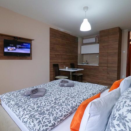 Studio Apartments Maksimovic Ni Exterior foto