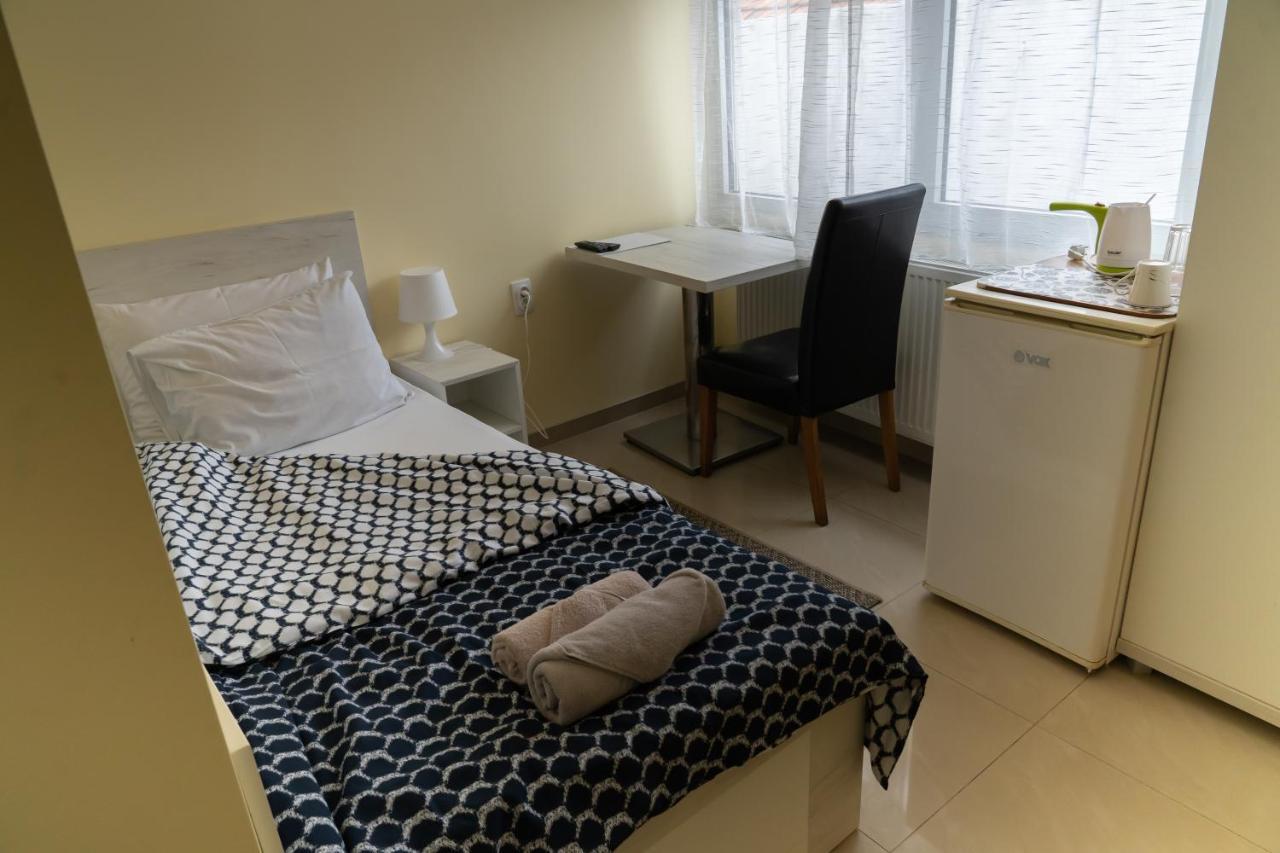 Studio Apartments Maksimovic Ni Exterior foto