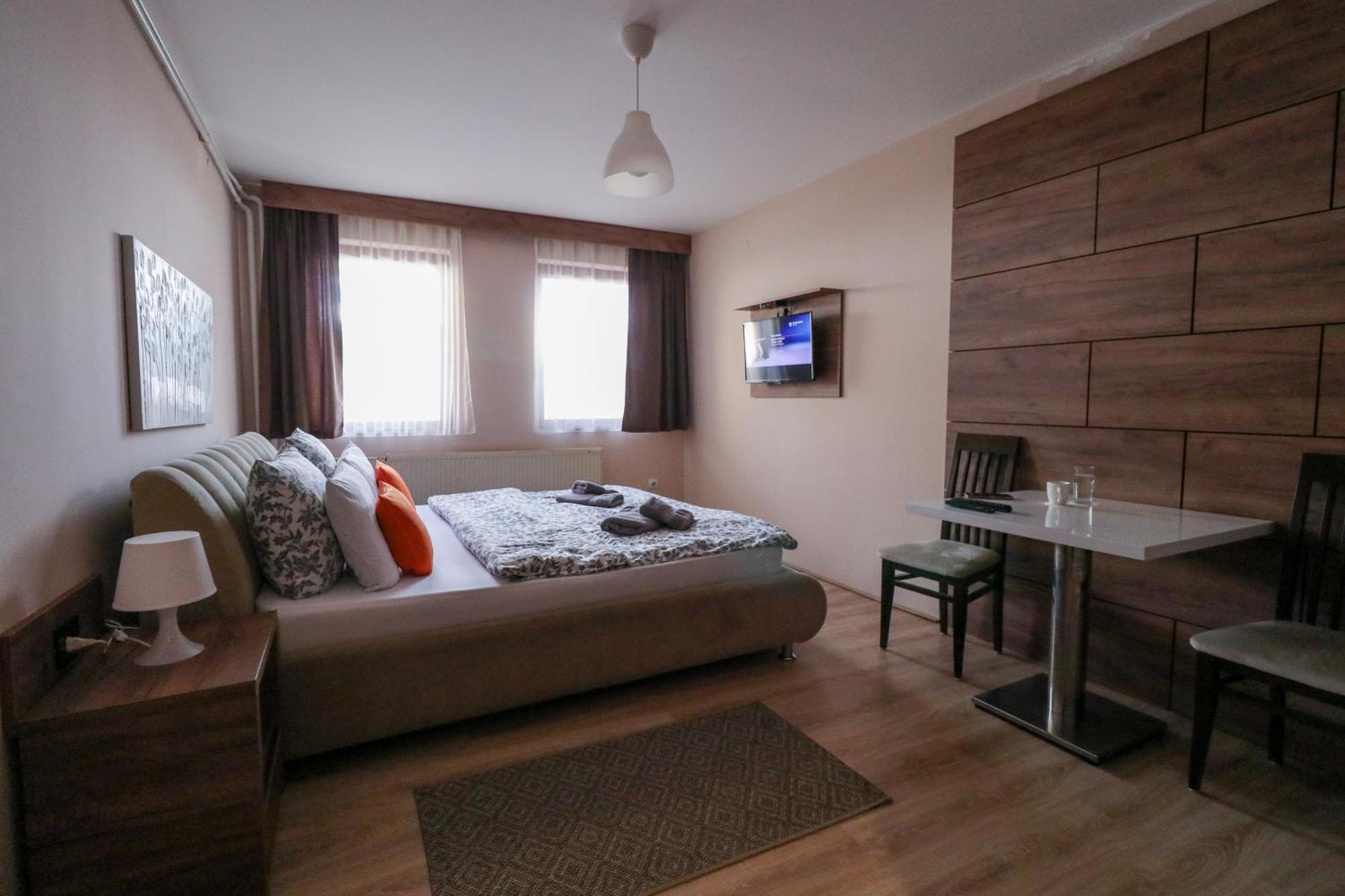 Studio Apartments Maksimovic Ni Exterior foto